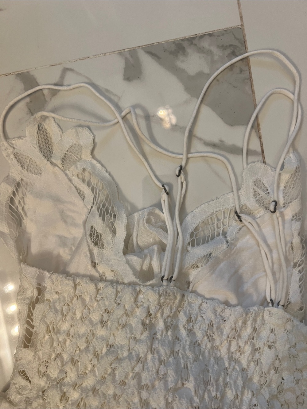Free people White Lace Crochet Ruffle Cami Top xs - Picture 4 of 4